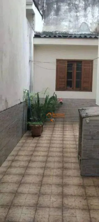 Imagem Sobrado com 3 dormitórios à venda, 175 m² por R$ 700.000,00 - Jardim Santa Clara - Guarulhos/SP