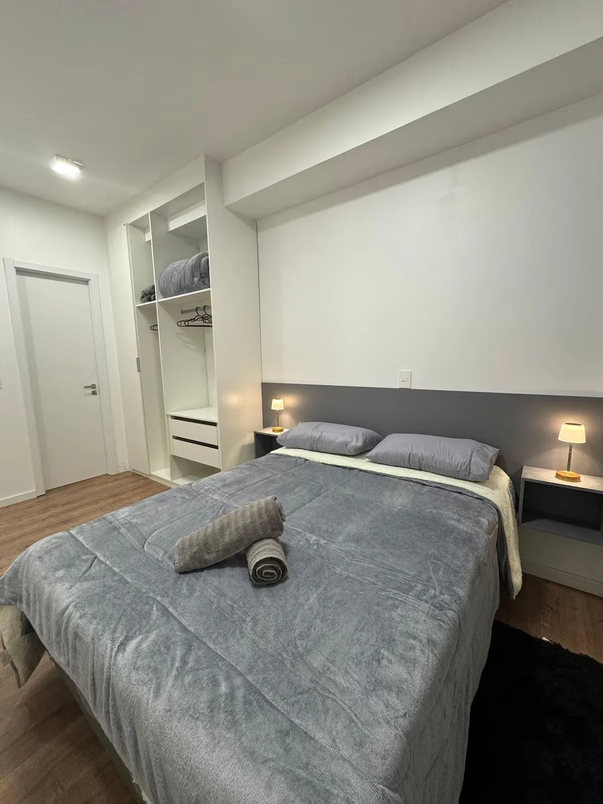 Imagem Apartamento para Venda - 53.67m², 1 dormitório, vaga - Teresópolis, Porto Alegre