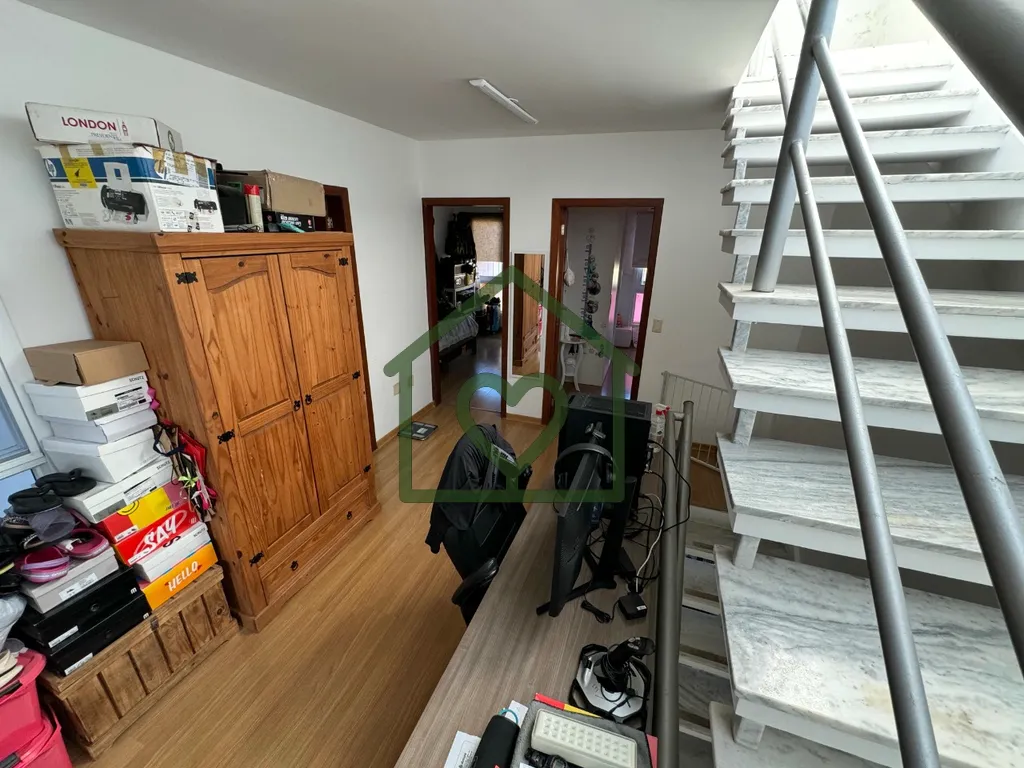 Imagem CASA I 3 DORMITÓRIOS I 1 SUÍTE I SEMI MOBILIADA I 2 VAGAS I HÍPICA I ZONA SUL 
 
ABRIANOS vende m...