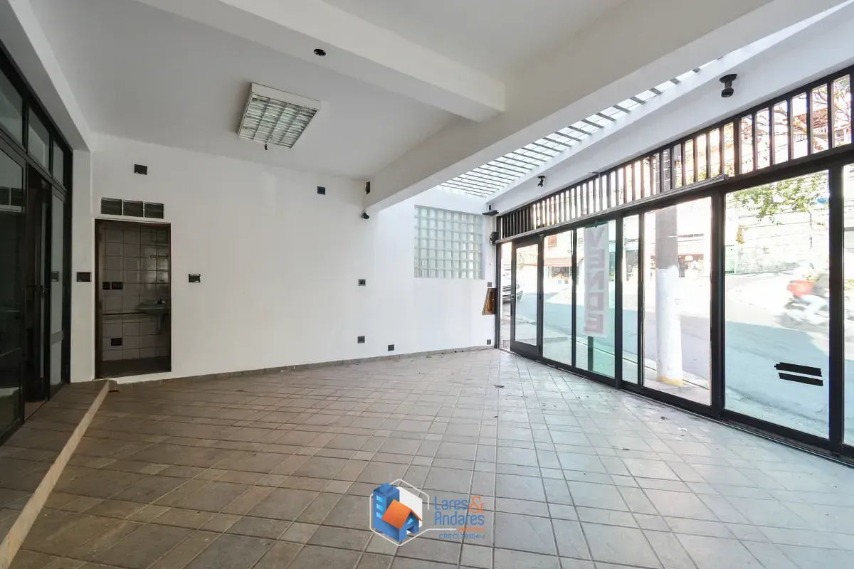 Imagem Casa comercial para venda em Paraíso, 750m²