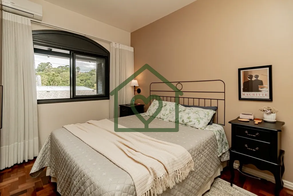 Imagem Apartamento no bairro de Jardim Sabará com área construída de 271 metros quadrados, são 14 cômo...