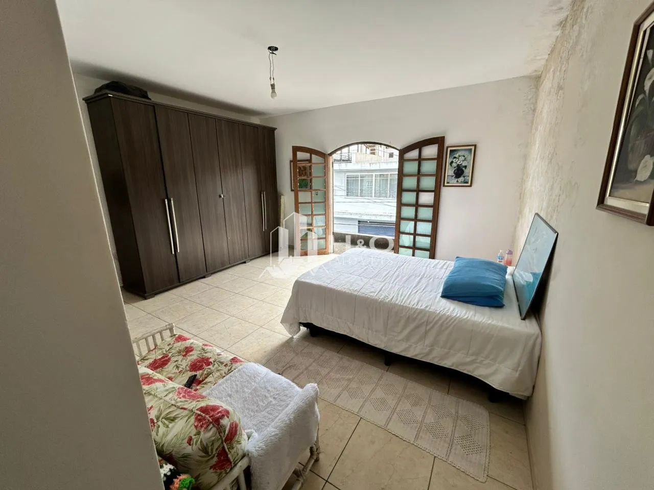 Imagem Casa Ampla à Venda na Fazenda Aricanduva - 4 Dormitórios, Suíte, Edícula e Quintal! 200m2 - R$545.000,00