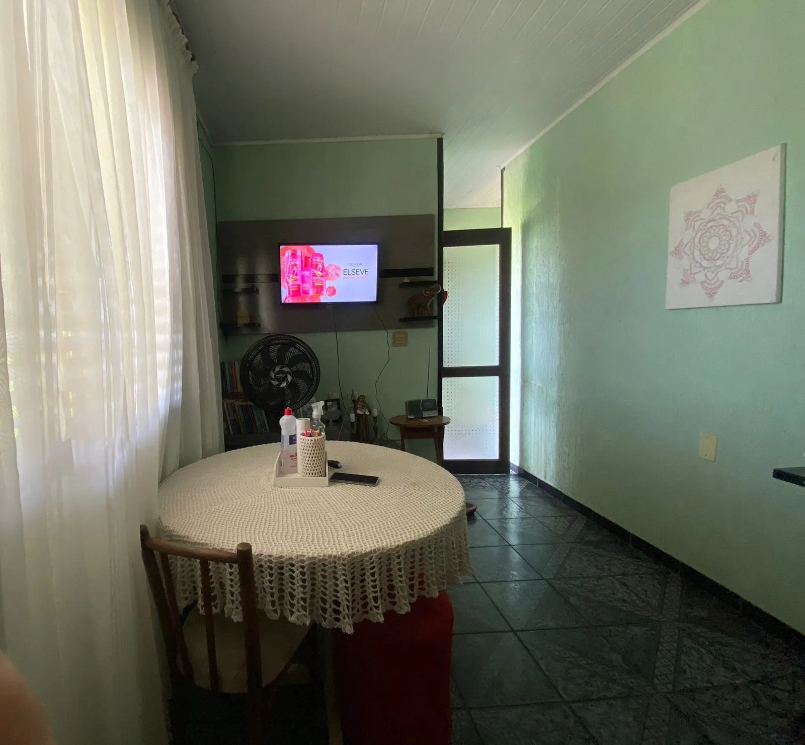 Imagem Casa 3 dormitórios com amplo terreno