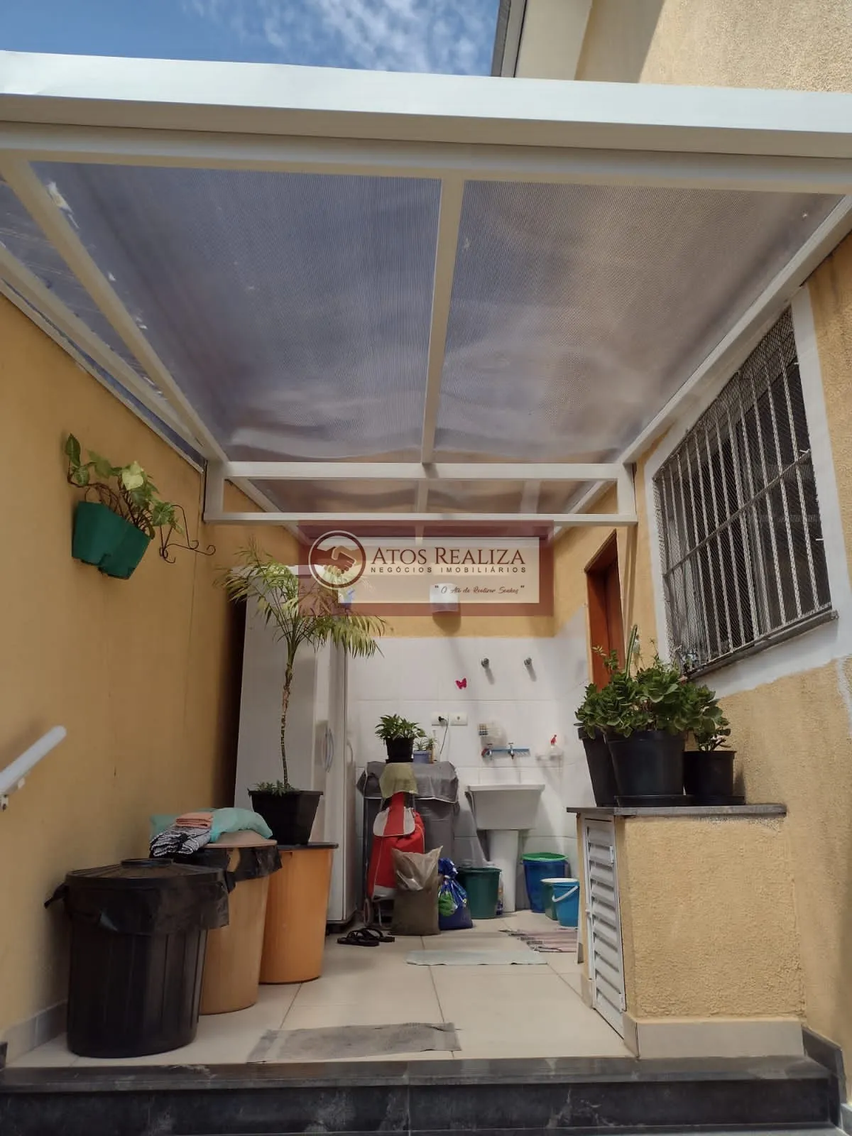 Imagem Sobrado em Jardim Ernestina Campo Grande, São Paulo - 3 quartos, 1 suíte, 3 banheiros por R$ 690.000 para venda