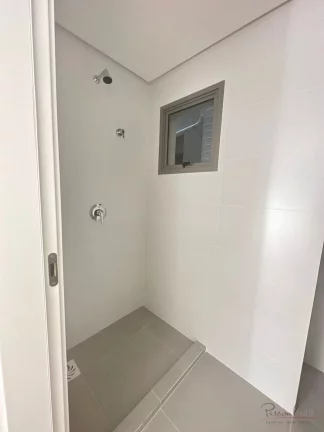 Imagem Apartamento de 2 dormitórios sendo 1 suíte, 1 garagem. Sala de estar e jantar; Sacada com churrasq...