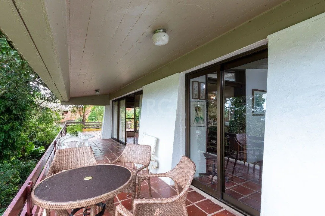 Imagem Casa para Venda - 600m², 3 dormitórios, sendo 1 suites, 8 vagas - Vila Assunção