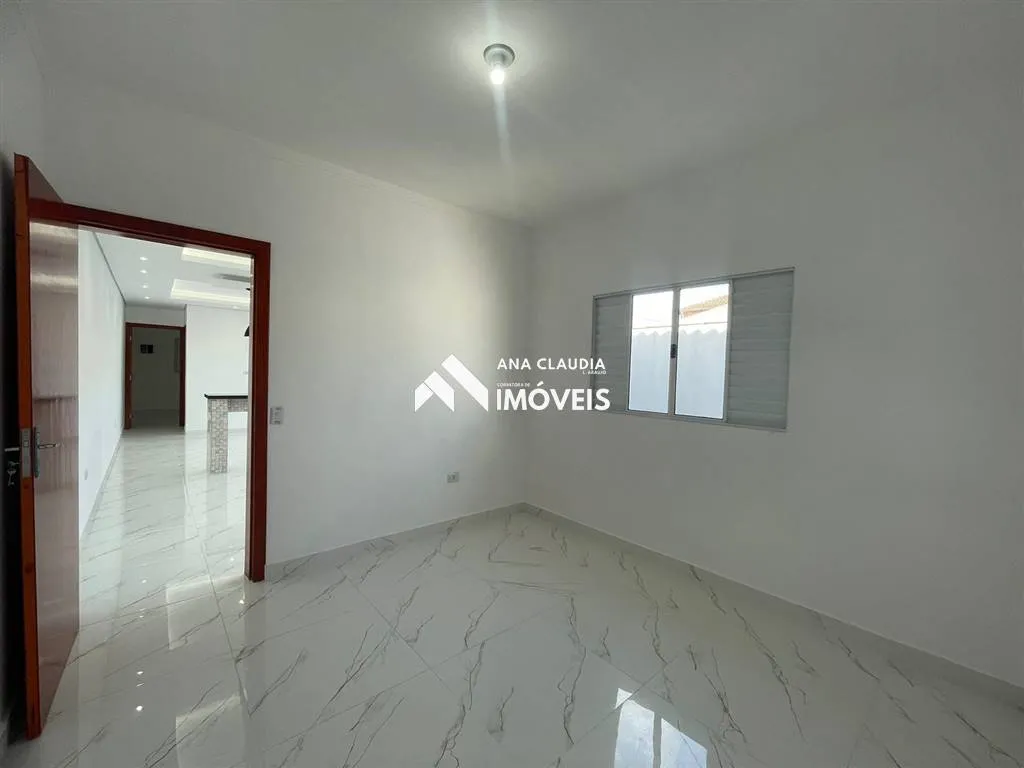 Imagem CASA A VENDA NA PRAIA DE MONGAGUÁ