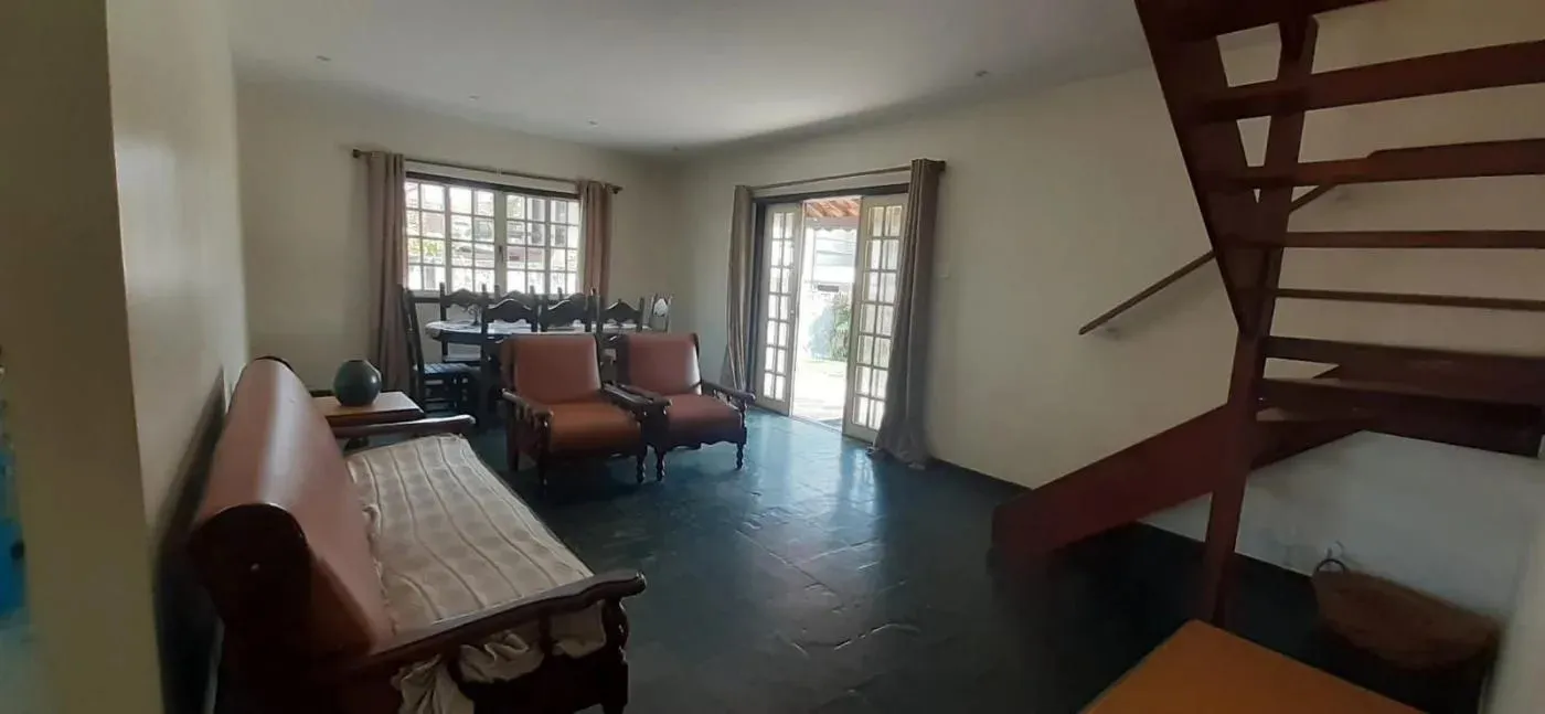 Imagem Casa para Venda em Cabo Frio / RJ no bairro Peró