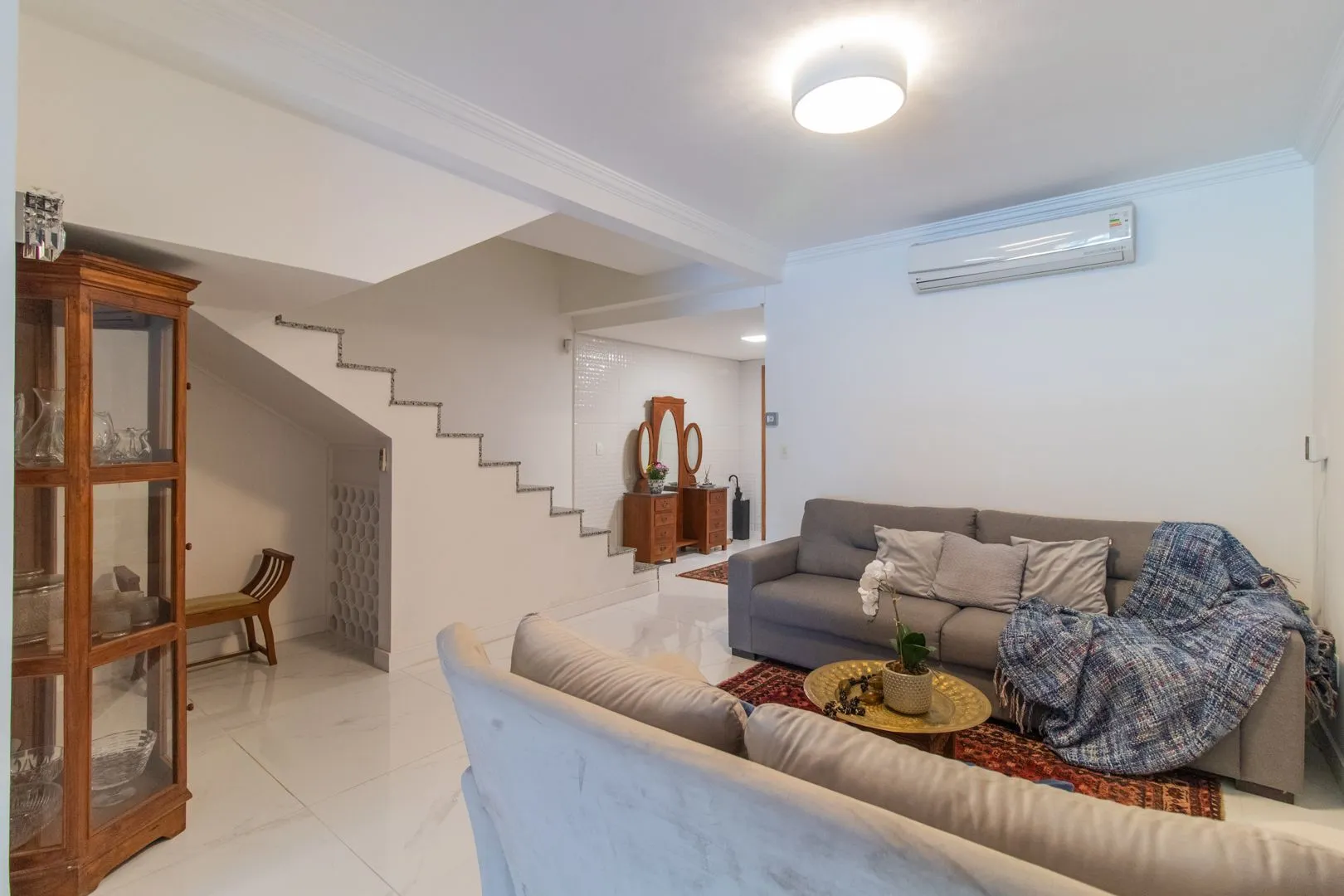 Imagem Casa para Venda - 410m², 3 dormitórios, sendo 3 suites, 2 vagas - Ipanema