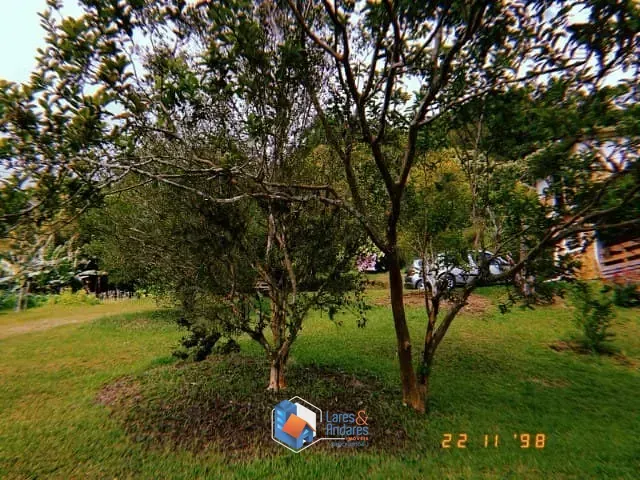 Imagem Chácara à venda, com 144.000m² com Plantas frutíferas, espaço gramado, 3 lagos com nascentes, Casa com 4 Dorm, lareira e muito mais - Embu-Guaçu, SP