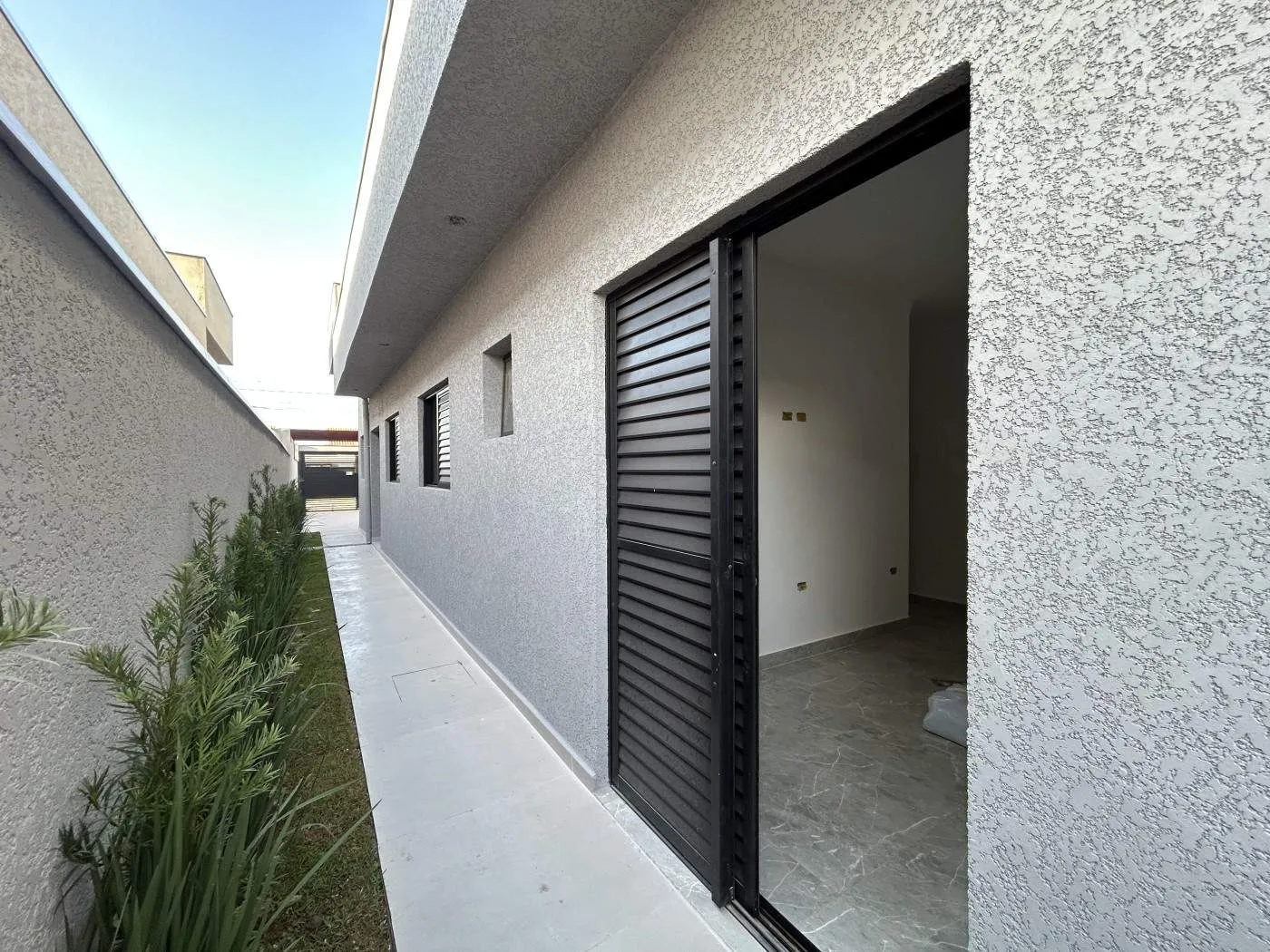 Imagem Casa para Venda em Itanhaém, Jamaica (Praia), 3 dormitórios, 1 suíte, 2 banheiros, 2 vagas