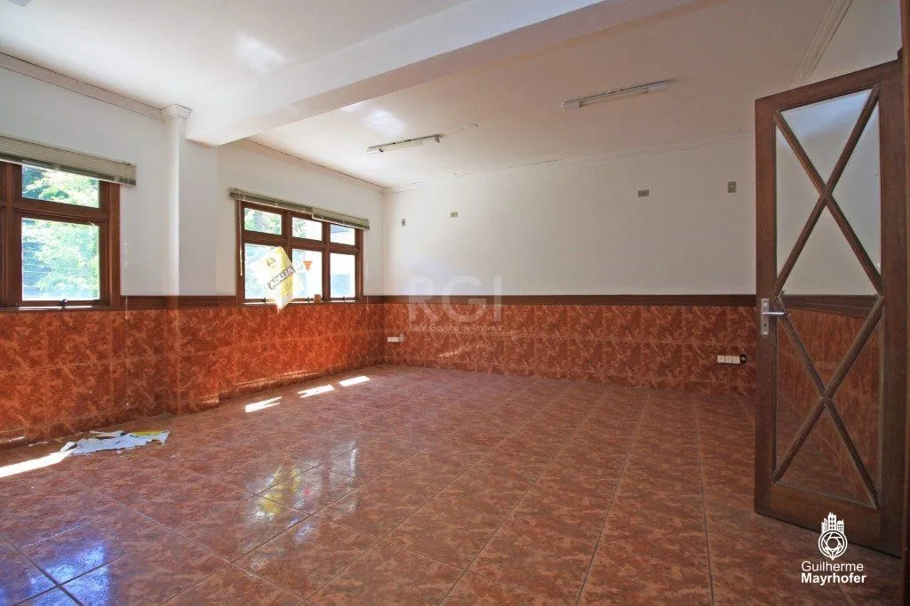 Imagem Casa para Venda - 258m², 3 dormitórios, sendo 1 suites, 3 vagas - Rio Branco