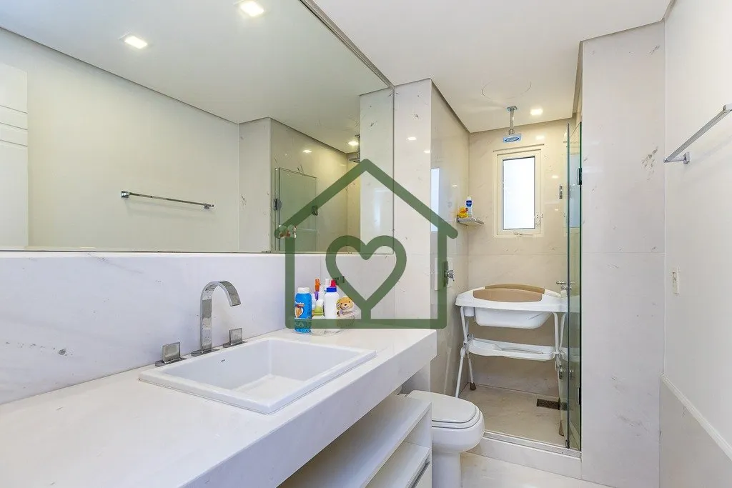 Imagem Este apartamento mobiliado de 223 m² oferece um estilo de vida requintado no coração da Bela Vist...