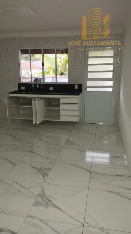 Imagem Sobrado 132m² com Churrasqueira e Varanda - Vila Nair