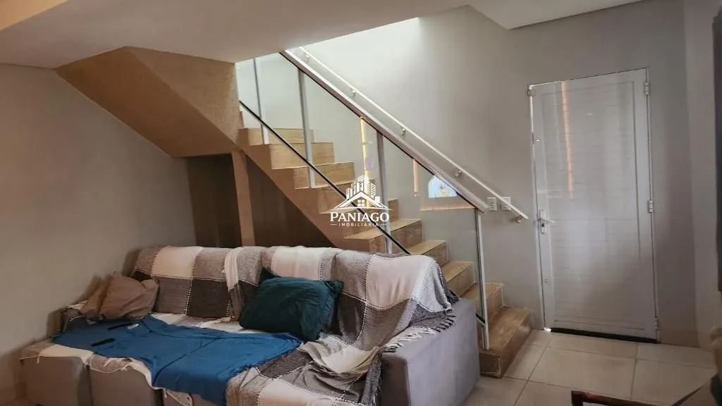 Imagem Sobrado com 4 Quartos, Piscina e Energia Solar à Venda na Morada do Ouro 2