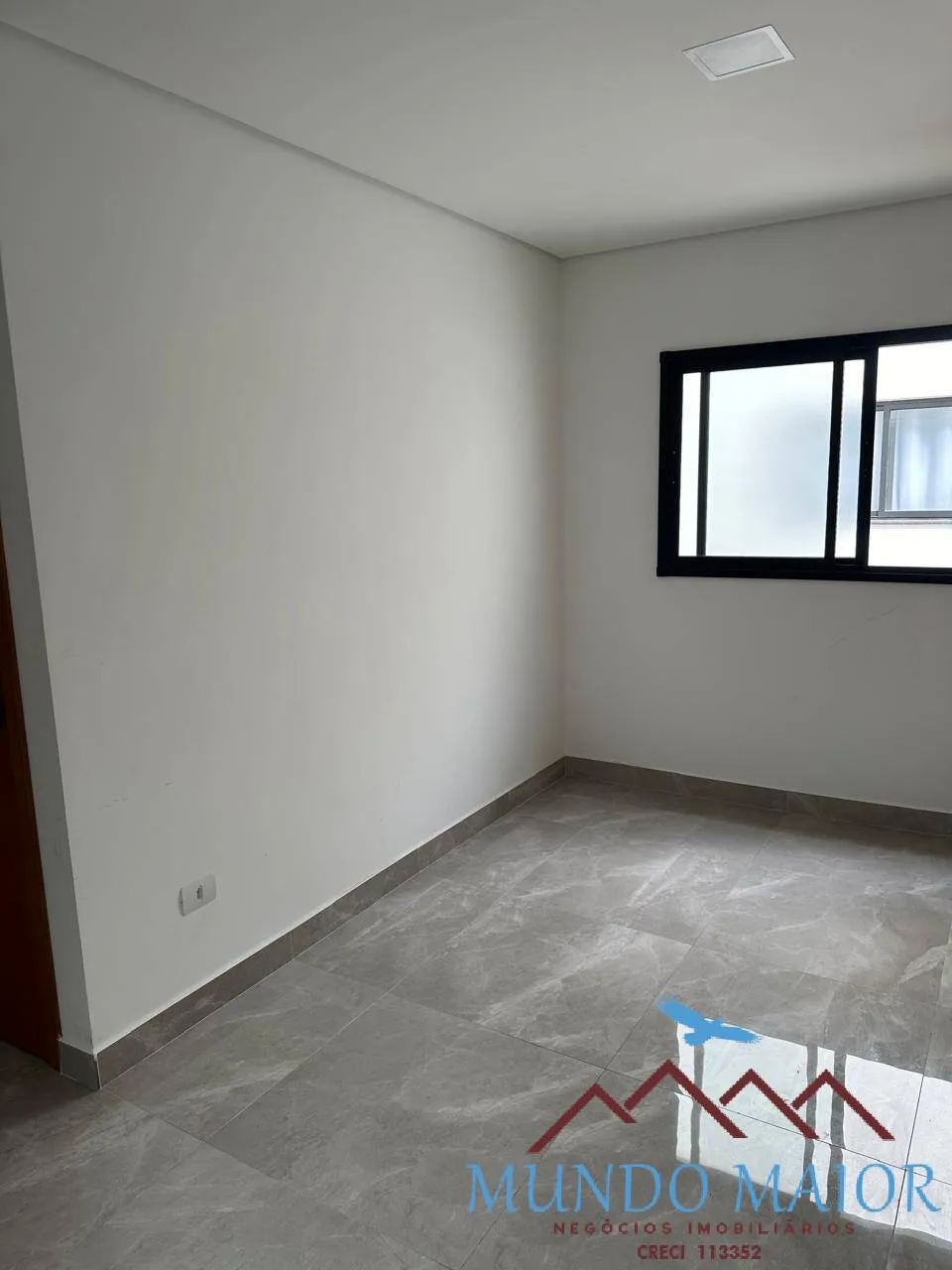 Imagem Apto à venda - 2 dormitórios 1 suíte e 1 vaga -Vila Scarplelli -$ 450.000