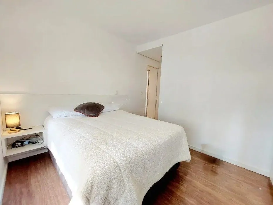 Imagem Apartamento de 3 dormitórios, 1 suíte e 1 vaga de garagem.