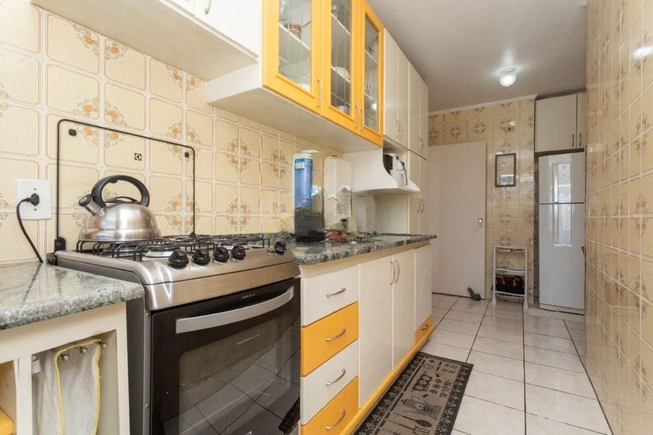 Imagem Amplo Apartamento de 3 Dormitórios com Churrasqueira no Bairro Floresta