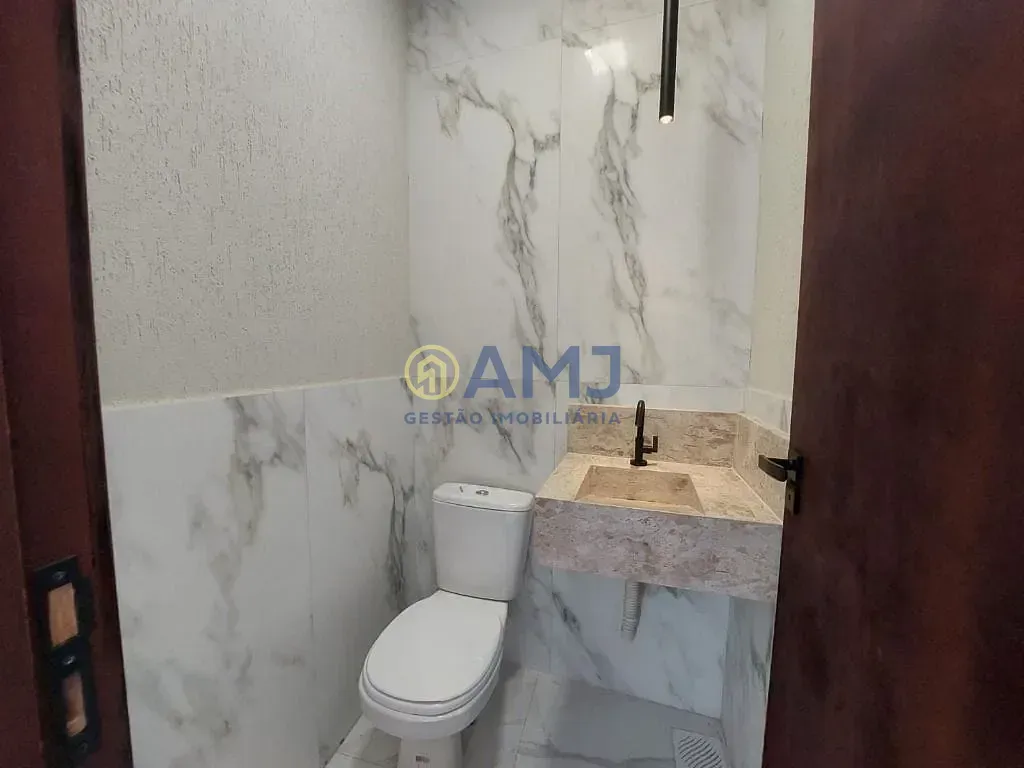 Imagem Casa com 3 dormitórios à venda, 150 m² por R$ 730.000,00 - Setor Faiçalville - Goiânia/GO