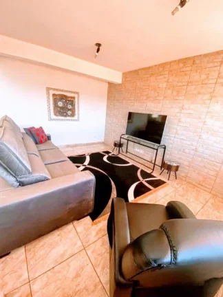 Imagem Magnífica casa a venda no condomínio Riviera de Santa Cristina XIII - SETOR MARINA