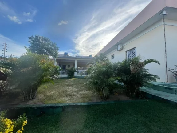 Imagem CASA RESIDENCIAL em MANAUS - AM, PARQUE 10 DE NOVEMBRO