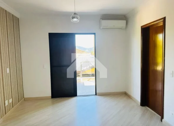 Imagem Casa de Condomínio em Tamboré - Santana de Parnaíba