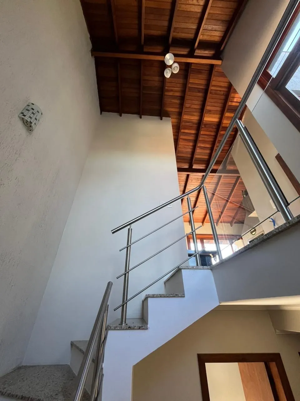 Imagem Sobrado triplex com piscina no Loteamento Nova Ipanema
