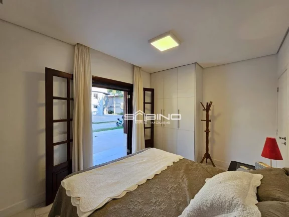 Imagem Casa à venda com 4 dormitórios 2 suítes 275m² de área útil, na Riviera de São Lourenço - Bertioga SP
