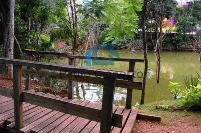 Imagem Lote à venda no Condomínio Villa D´este em Cotia