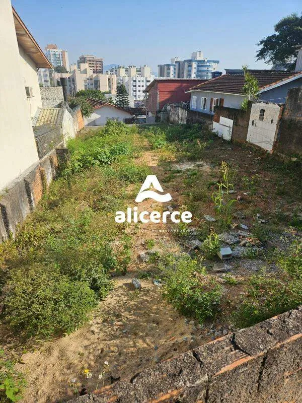 Imagem Terreno no Bairro Jardim Atlântico - 310m2 - R$750.000,00