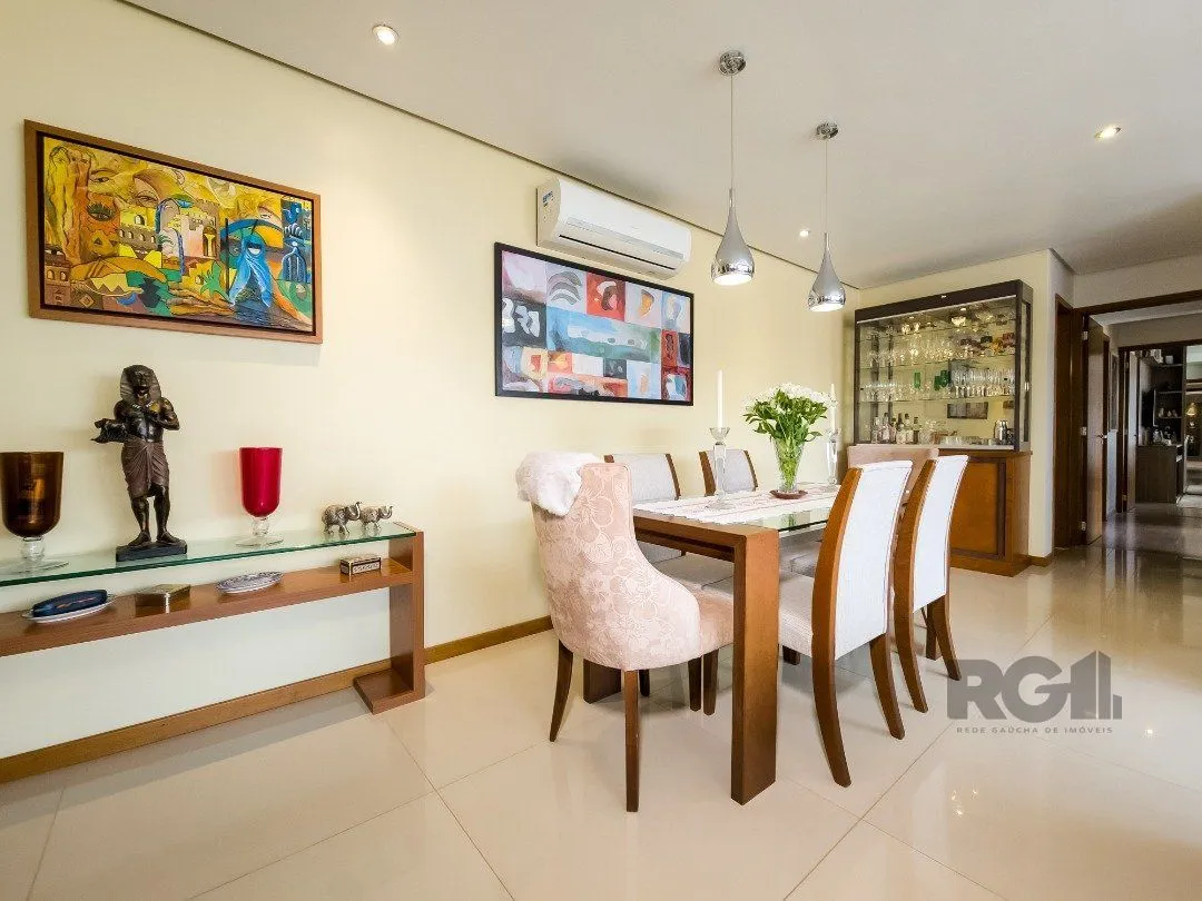 Imagem Apartamento com 3 quartos, suite, 3 vagas, condomínio com infra - Bairro Tristeza