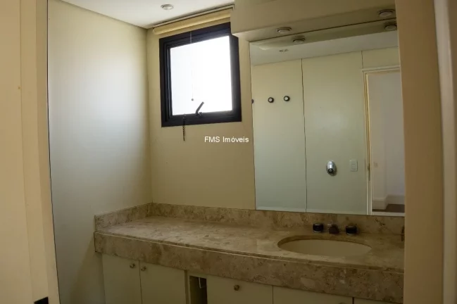 Imagem Imperdível! Apartamento de Luxo com 3 Suítes na Consolação, São Paulo - 285m² - 3 Vagas - Venha Conferir!