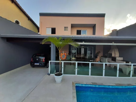 Imagem Sobrado com 5 dormitórios à venda, 340 m² por R$ 850.000,00 - Balneário Jequitibá - Itanhaém/SP