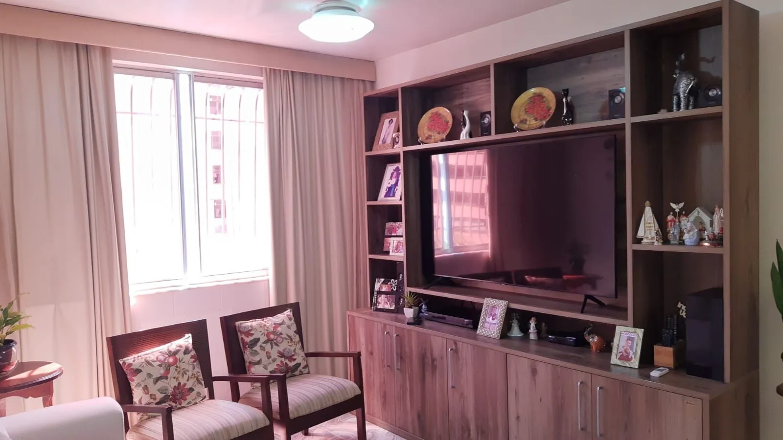 Imagem EDIFICIO VILLA LOBOS - Apartamento á Venda, 2 Qts, 2 Banheiros, 1 Vaga, 132 m² em Icaraí, Niterói/RJ