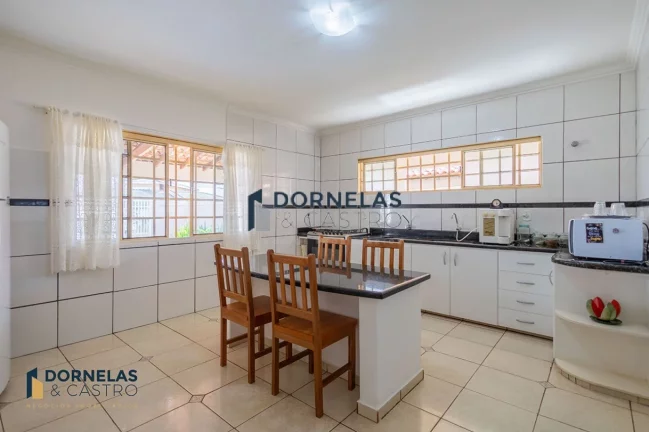 Imagem ABAIXOU!! EXCELENTE CASA TÉRREA ESCRITURADA NO JOCKEY, RUA 01, VICENTE PIRES ESTUDA TROCA