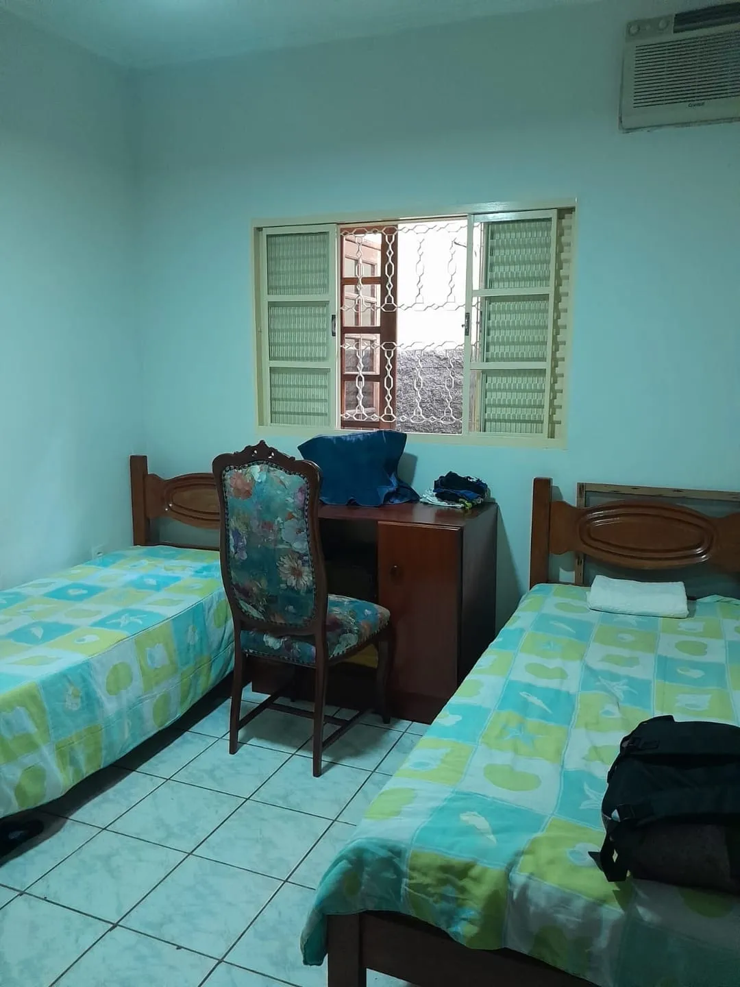 Imagem Casa à venda 3 Quartos, 1 Suite, 2 Vagas, 195M², Mombaça, Pindamonhangaba - SP