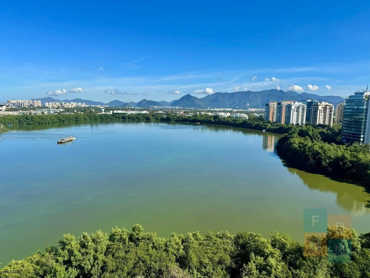 Foto do imóvel Apartamento para Venda em Rio de Janeiro / RJ em Avenida Flamboyants da Península