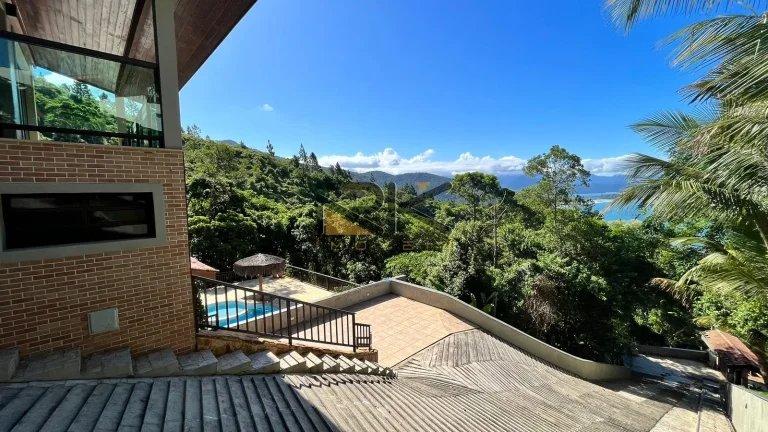 Imagem EXCELENTE SOBRADO EM CONDOMÍNIO FECHADO EM UBATUBA-SP COM 3 DORMITÓRIOS SENDO1 SUÍTE,VARANDA GOURMET COM VISTA PARA O MAR