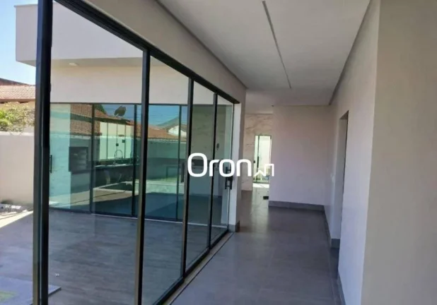 Imagem Casa à venda, 204 m² por R$ 1.150.000,00 - Vila Santa Helena - Goiânia/GO