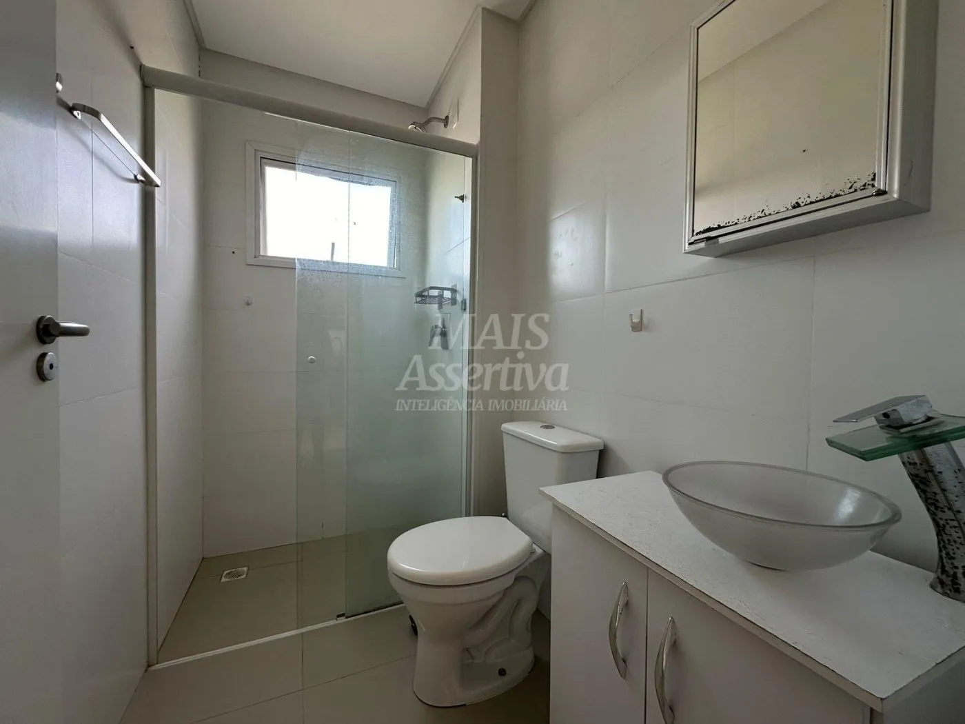 Imagem Apartamento semimobiliado 03 dormitórios para venda em Itapema bairro Morretes