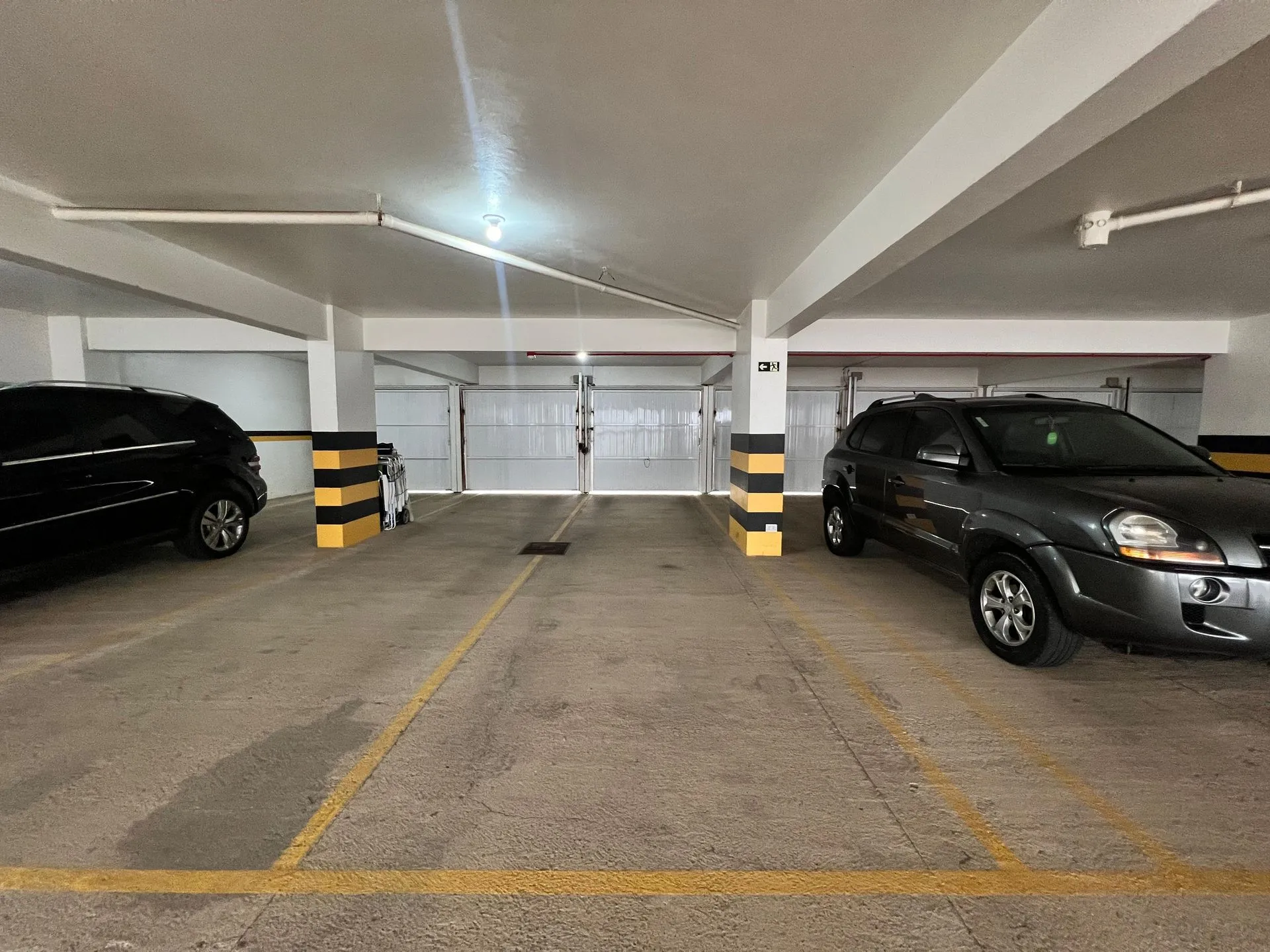 Imagem Apartamento à venda em Torres, Predial, com 4 quartos, 180m2