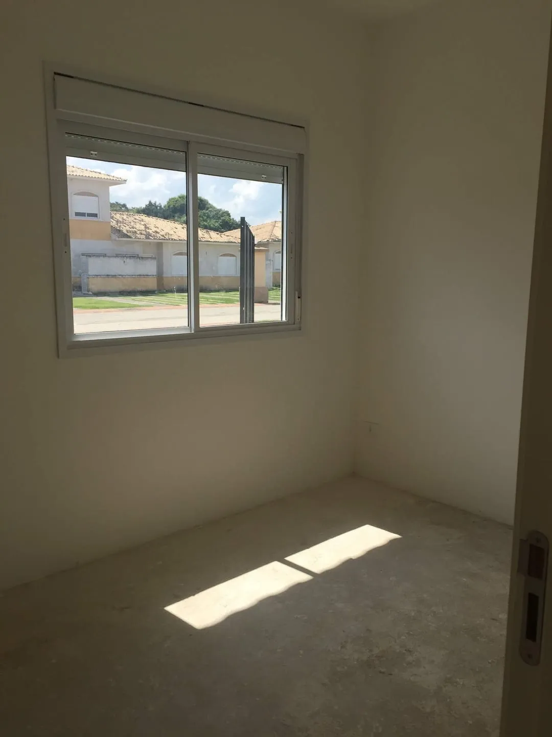 Imagem Casa à venda 3 Quartos, 1 Suite, 4 Vagas, 250M², Água Preta, Pindamonhangaba - SP