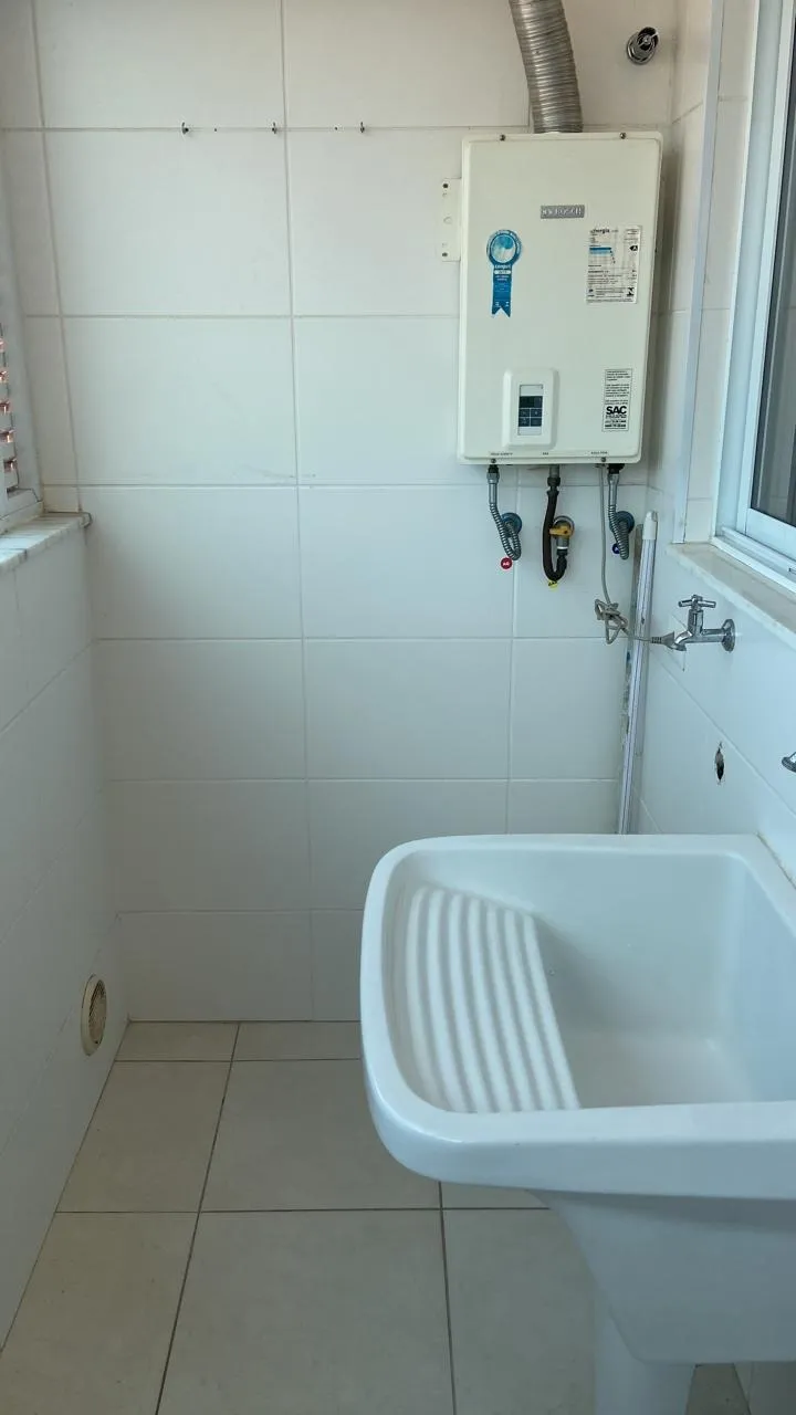 Imagem Apartamento Elegante no Edifício Nena Moncayo - 2 Dormitórios, Suíte e Vista Deslumbrante