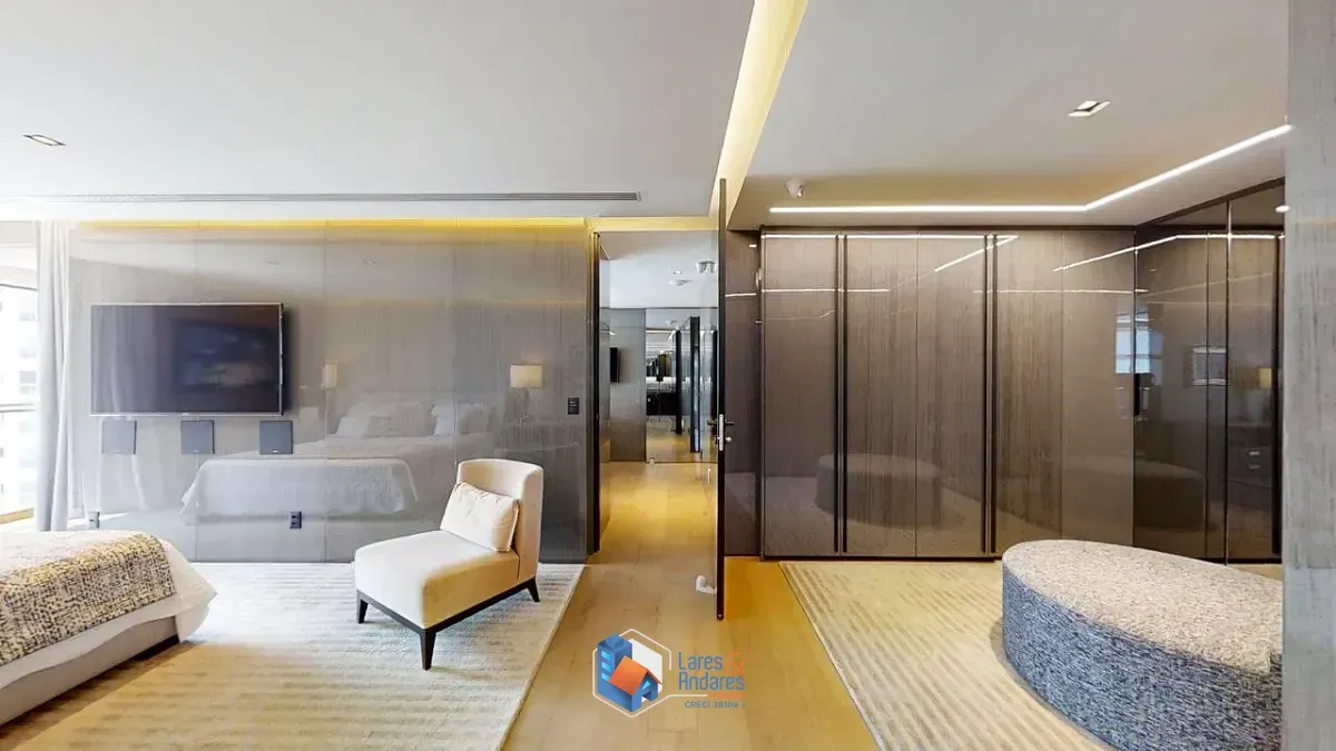 Imagem Cobertura para venda em Itaim Bibi com 2 quartos, sendo 2 suítes, 500m²