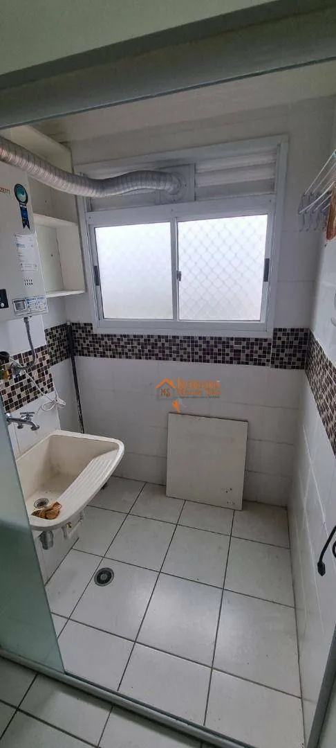 Imagem Apartamento com 2 dormitórios à venda, 44 m² por R$ 296.800,00 - Jardim Las Vegas - Guarulhos/SP