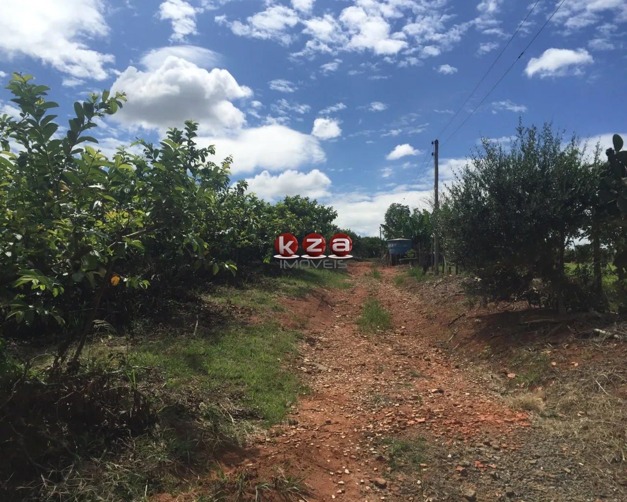 Imagem Sitio à venda em Valinhos-SP: 3 quartos, 1 sala, 2 banheiros, 46.000m² de área no bairro Macuco!