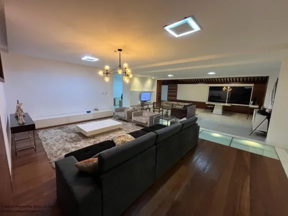 Imagem Casa de luxo em condomínio no Portão: 5 quartos, 5 suítes, 3 salas, 2 banheiros, 6 vagas, 1.500m² em Lauro de Freitas-BA