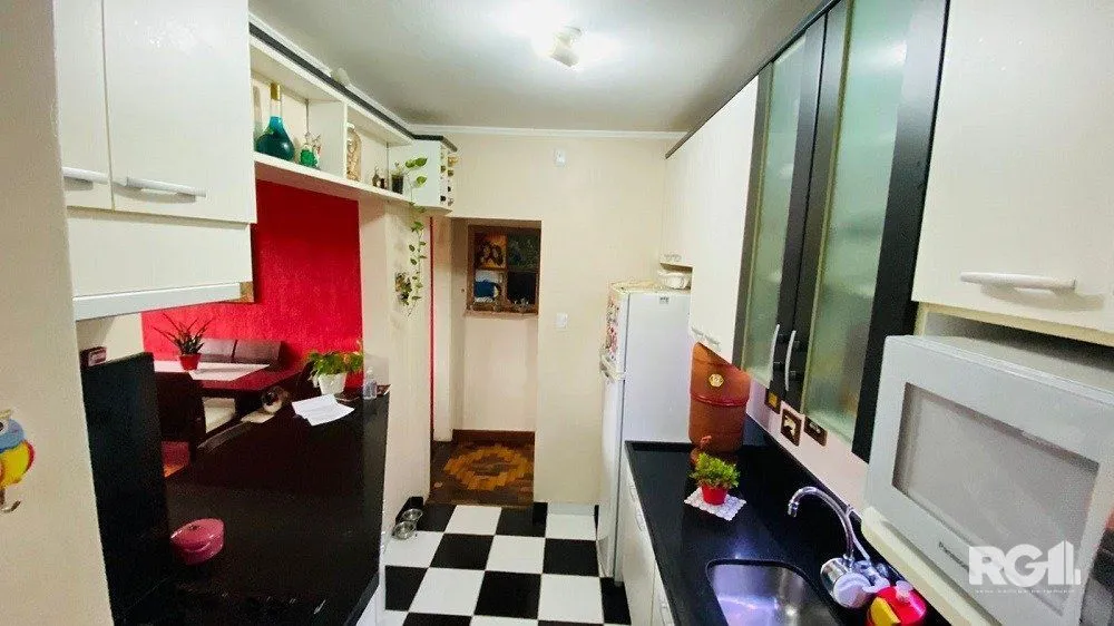 Imagem APARTAMENTO A VENDA, 3 DORMITÓRIOS REFORMADO NA JOÃO ALFREDO.