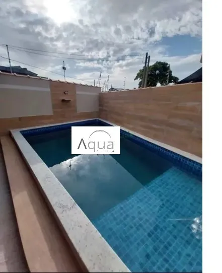Casa para Venda em Mongaguá, Plataforma, 3 dormitórios, 1 suíte, 2 banheiros, 2 vagas