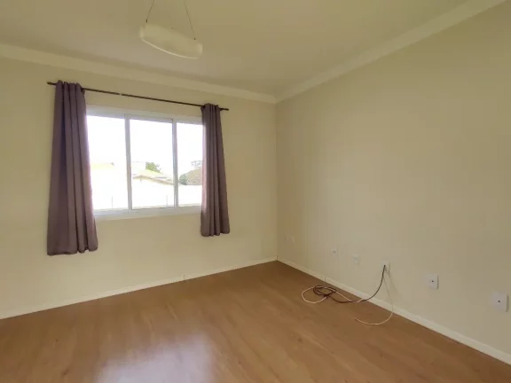 Imagem Residência Impecável no Jardim Panorama: 3 Quartos, 2 Suítes, 3 Salas, 4 Banheiros, 4 Vagas de Garagem, 316,64m² - Vinhedo-SP